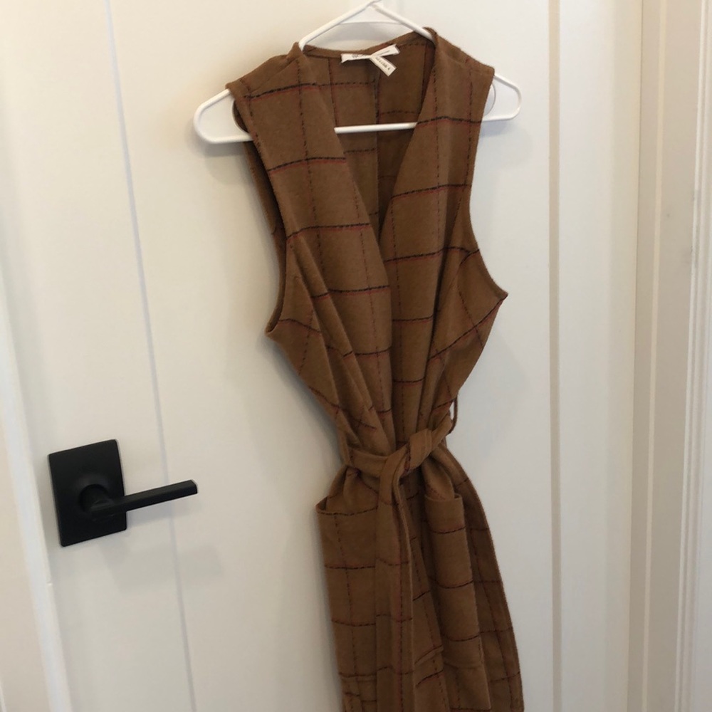 BCBG sweater vest